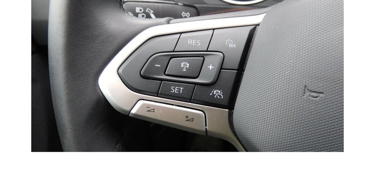 VW Tiguan 1.5 Life Klima TSI Navi 22.500 km 23.990 &euro; Vordorf 38533
