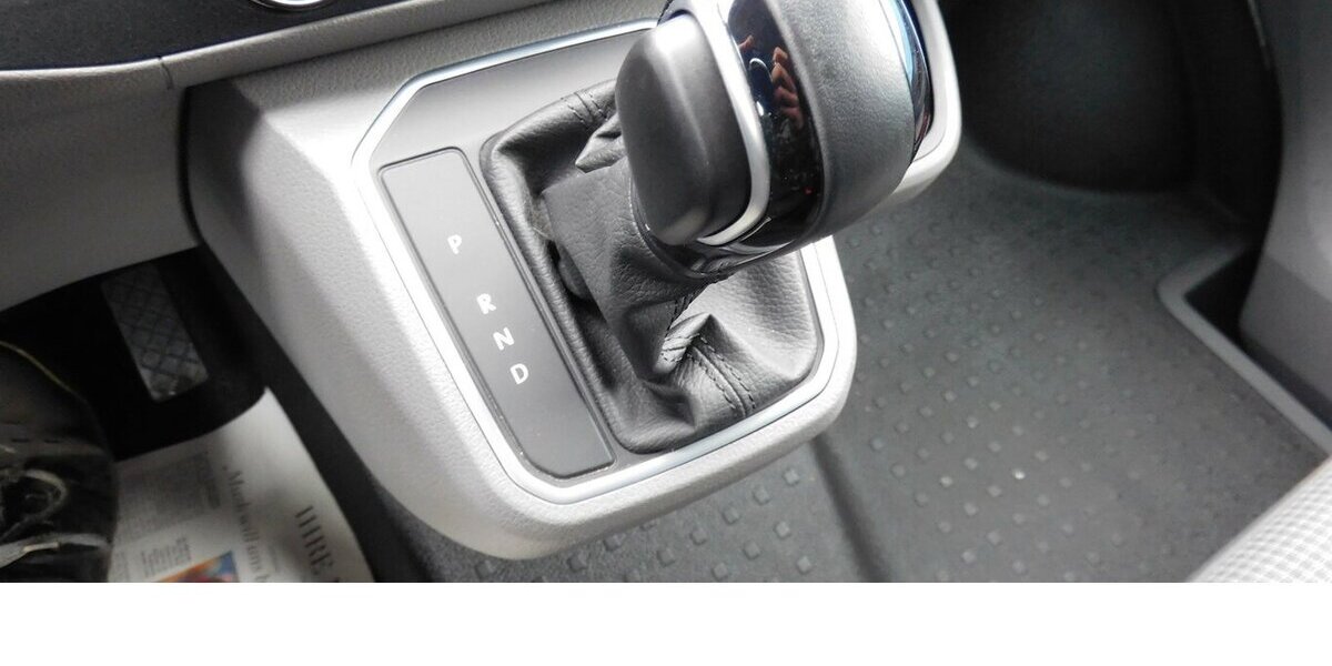 VW T6.1 Transporter 1 Abt e- Lang 4-Gang Automatic 5.200 km 17.690 &euro; Vordorf 38533