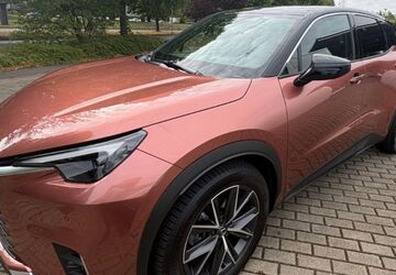 Lexus LBX 19.410 km 32.980 &euro; Braunschweig 38114
