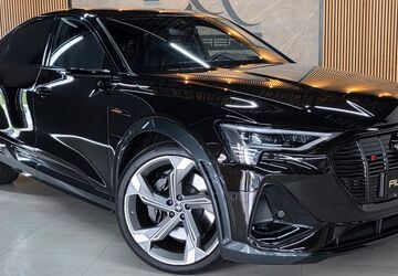Audi e-tron 31.200 km 46.500 &euro; Salzgitter 38259