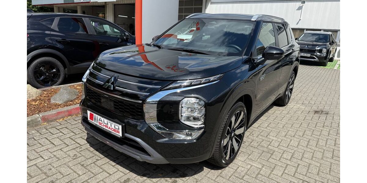 Mitsubishi Outlander 5.800 km 44.980 &euro; Braunschweig 38126