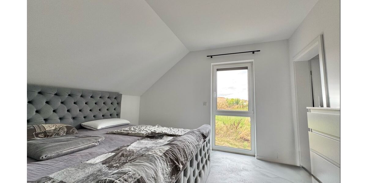 Gemütliches Schlafzimmer (DG)