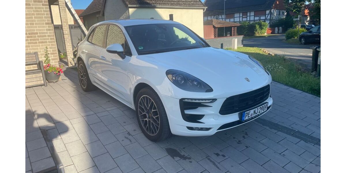 Porsche Macan 110.000 km 39.900 &euro; Vechelde 38159