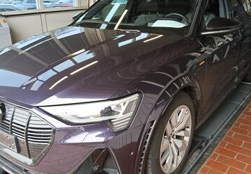 Audi e-tron 58.800 km 44.950 &euro; Salzgitter 38259