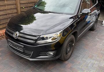 VW Tiguan 198.000 km 7.999 &euro; Salzgitter 38228