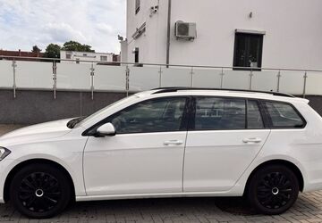 VW Golf 102.252 km 11.750 &euro; Salzgitter-Lebenstedt 38226