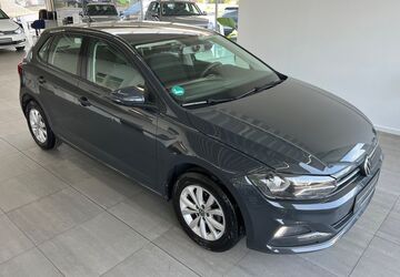 VW Polo 106.000 km 12.990 &euro; Braunschweig 38116