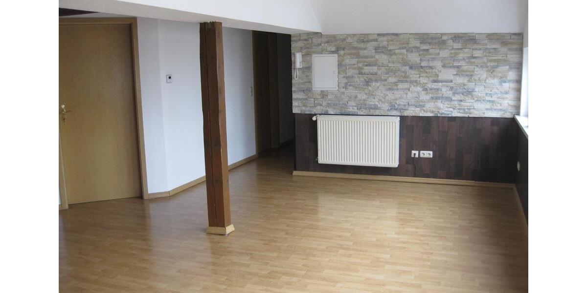 Dachgeschoßwohnung Goslar Immenrode - 4 Zimmer, 135 m&sup2;, 870&euro; | Angebot:18683753