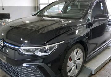 VW Golf 84.390 km 22.990 &euro; Braunschweig 38122