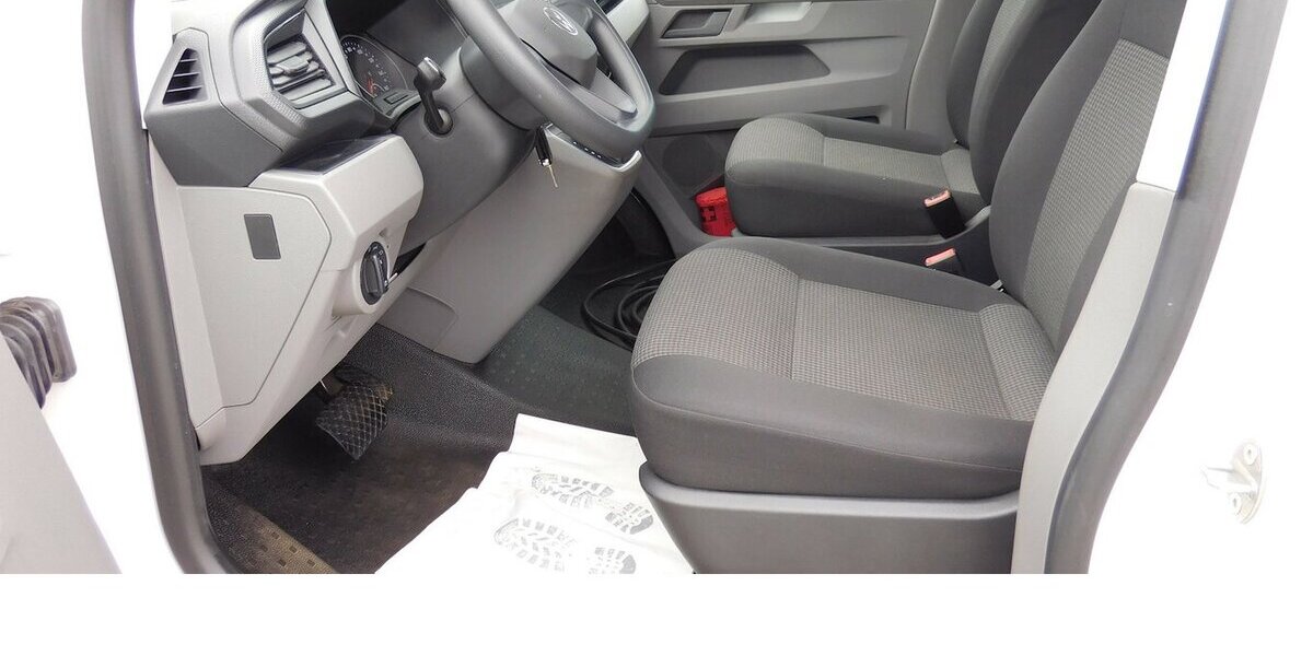VW T6.1 Transporter 1 Abt e- Lang 4-Gang Automatic 3.900 km 17.390 &euro; Vordorf 38533