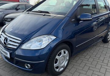 Mercedes-Benz A 160 128.000 km 5.990 &euro; Salzgitter 38229
