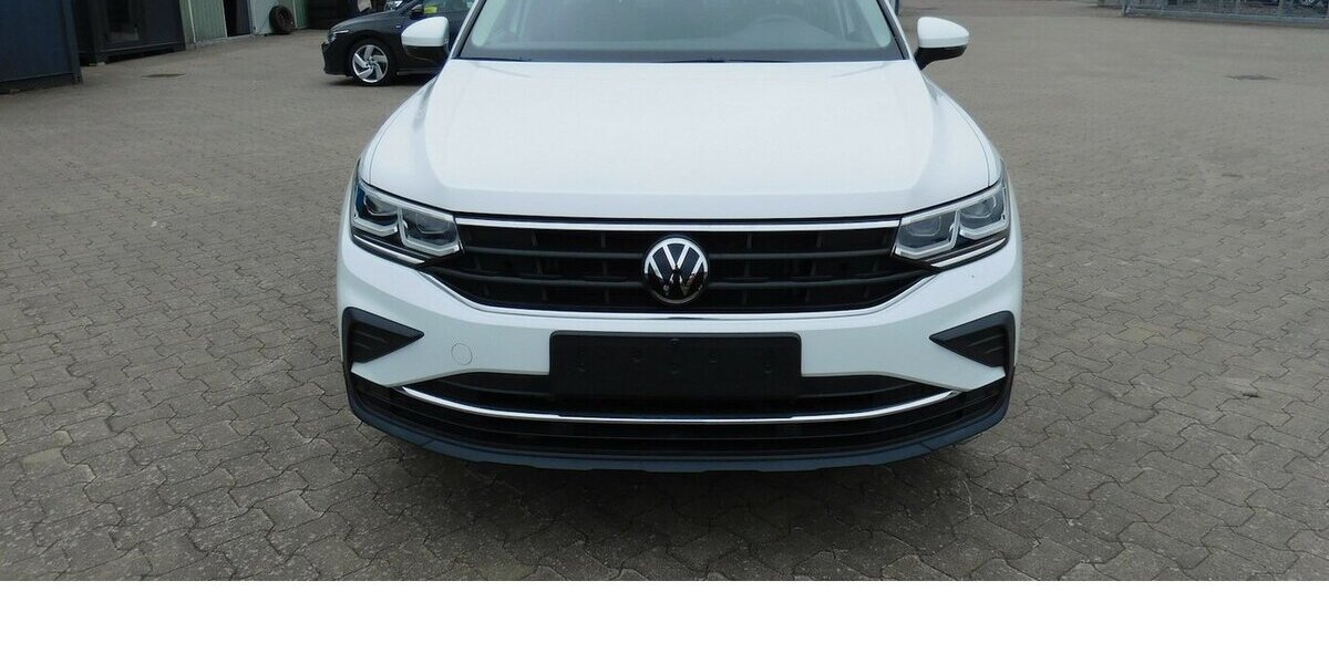 VW Tiguan 1.5 Life Klima TSI Navi 22.500 km 23.990 &euro; Vordorf 38533