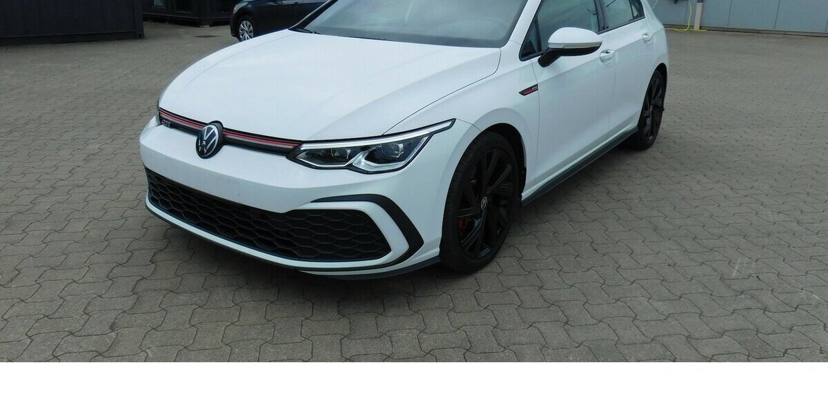 VW Golf GTI Golf 2.0 VIII TSI Performance 4Trg Navi 29.900 km 24.990 &euro; Vordorf 38533