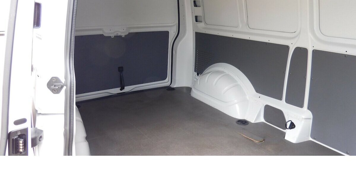 VW T6.1 Transporter 1 Abt e- Lang 4-Gang Automatic 3.900 km 17.390 &euro; Vordorf 38533