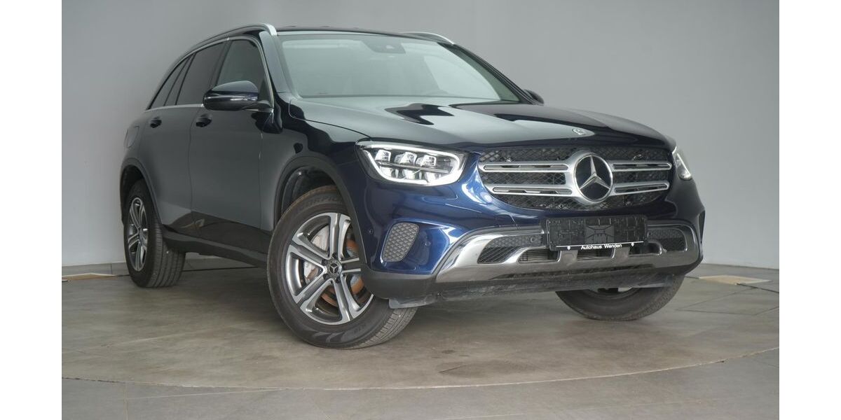 Mercedes-Benz GLC 300 90.000 km 29.490 &euro; Braunschweig 38110