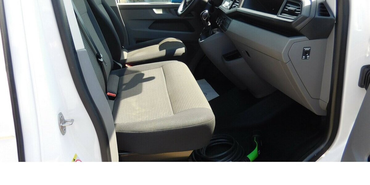 VW T6.1 Transporter 1 Abt e- Lang 4-Gang Automatic 12.000 km 16.990 &euro; Vordorf 38533
