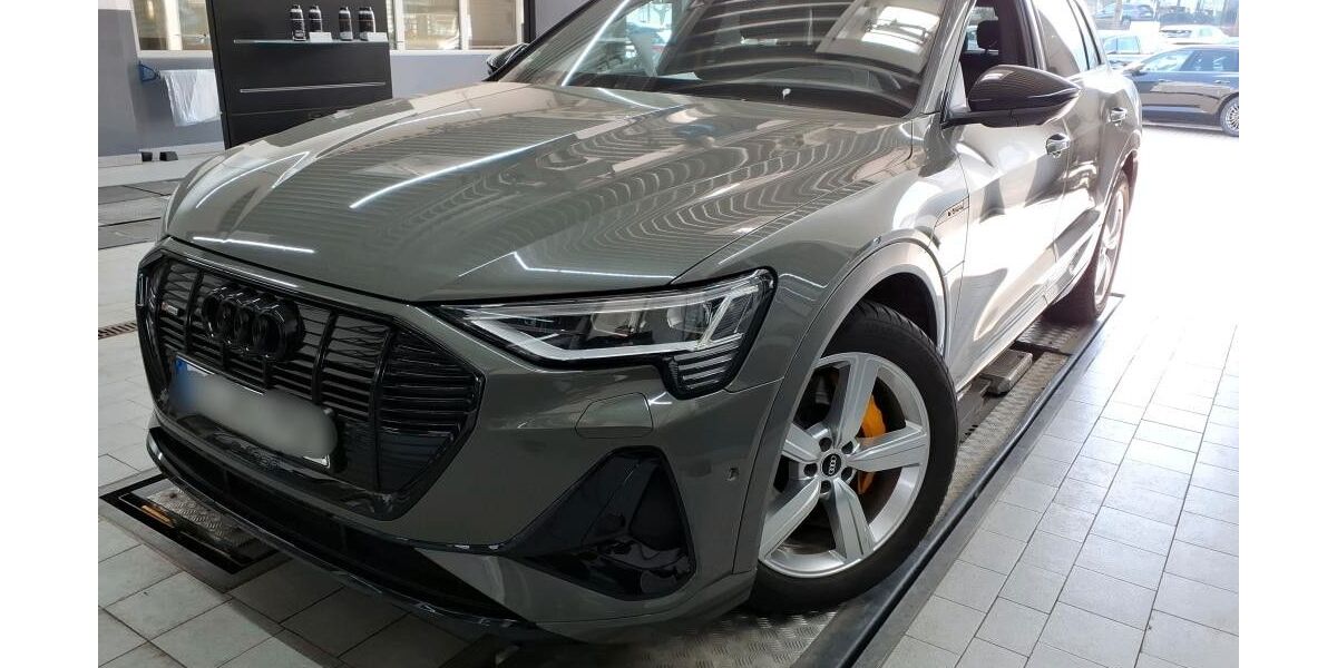 Audi e-tron 37.000 km 39.950 &euro; Salzgitter 38259