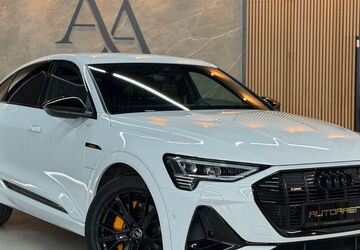 Audi e-tron 34.700 km 33.000 &euro; Salzgitter 38259