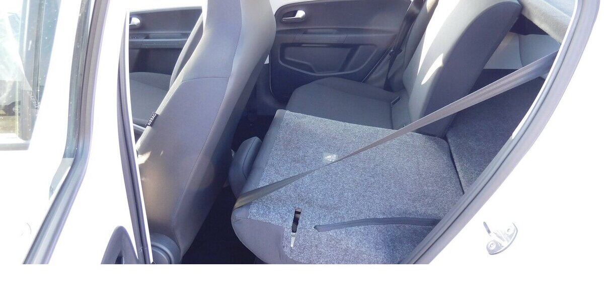 VW up! 1.0 Move MPI BMT 4Trg Klima Radio 15.700 km 12.390 &euro; Vordorf 38533