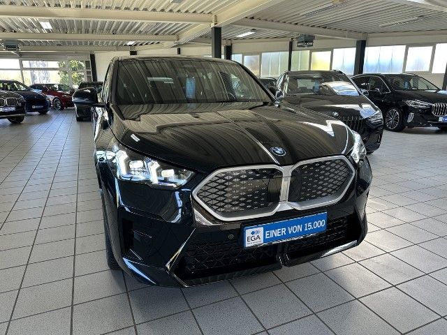 BMW iX2 25.675 km 39.900 &euro; Salzgitter 38228