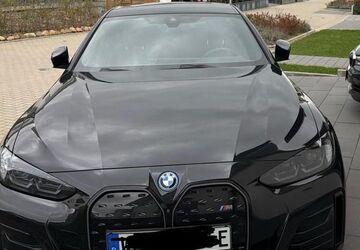 BMW i4 97.000 km 42.399 &euro; Denkte 38321