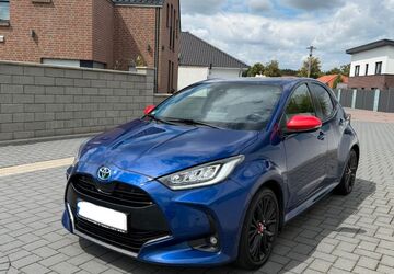 Toyota Yaris 102.000 km 15.700 &euro; Wolfenbüttel 38304