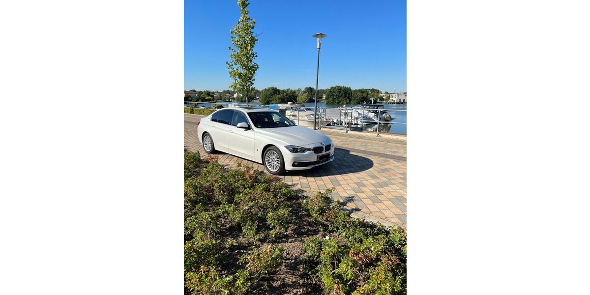 BMW 330 62.300 km 21.900 &euro; Vechelde 38159