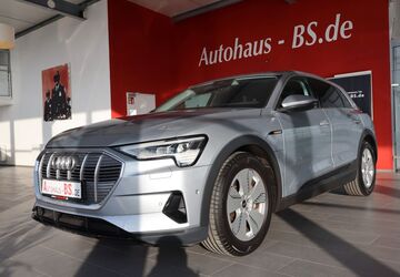 Audi e-tron 40.218 km 29.950 &euro; Braunschweig 38116