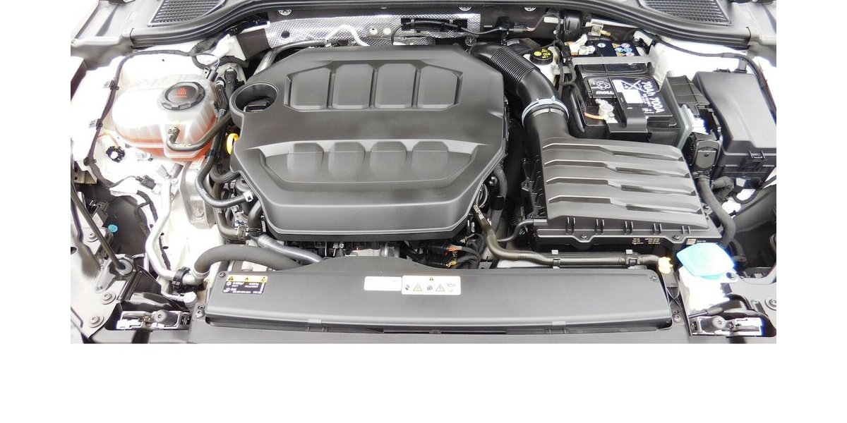 VW Golf GTI Golf 2.0 VIII TSI Performance 4Trg Navi 29.900 km 24.990 &euro; Vordorf 38533