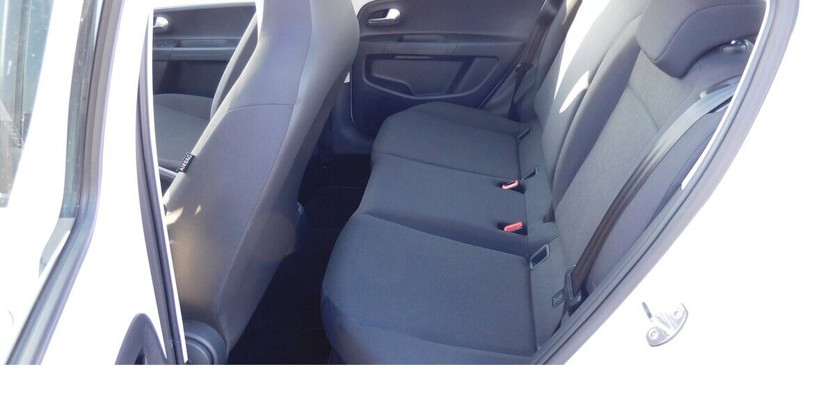 VW up! 1.0 Move MPI BMT 4Trg Klima Radio 15.700 km 12.390 &euro; Vordorf 38533