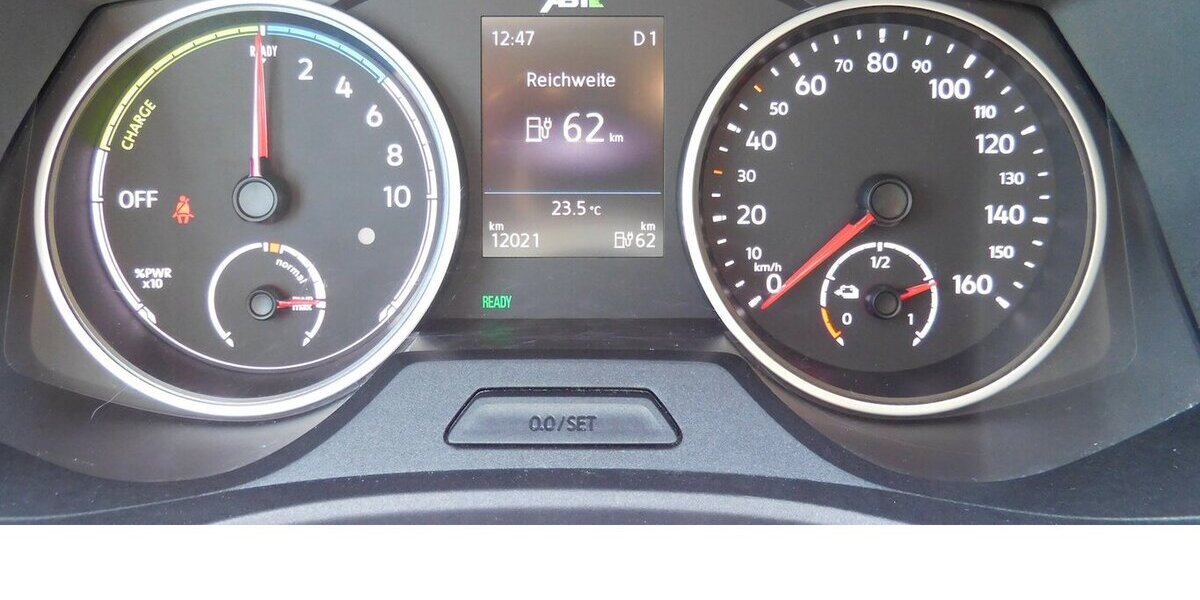 VW T6.1 Transporter 1 Abt e- Lang 4-Gang Automatic 12.000 km 16.990 &euro; Vordorf 38533