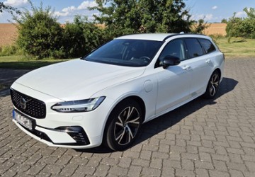Volvo V90 58.500 km 33.499 &euro; Braunschweig 38110
