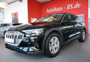 Audi e-tron 47.461 km 30.850 &euro; Braunschweig 38116
