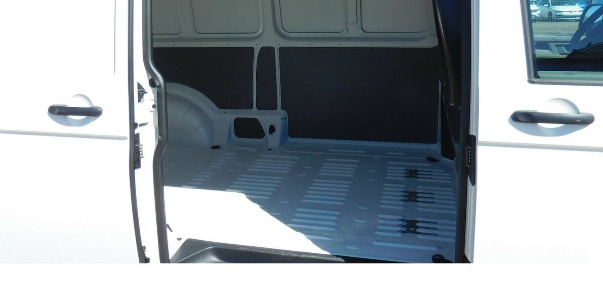 VW T6.1 Transporter 1 Abt e- Lang 4-Gang Klima 4.800 km 16.990 &euro; Vordorf 38533