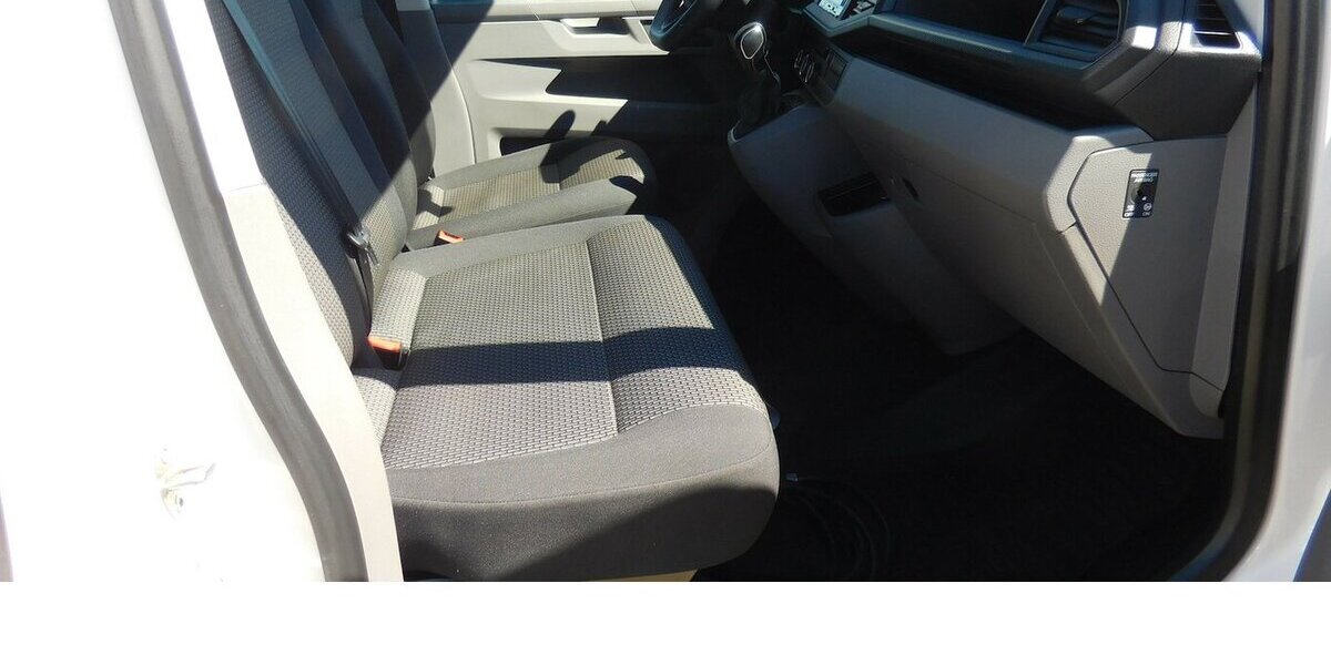 VW T6.1 Transporter 1 Abt e- Lang 4-Gang Klima 4.800 km 16.990 &euro; Vordorf 38533