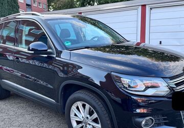 VW Tiguan 82.000 km 10.700 &euro; Salzgitter 38226