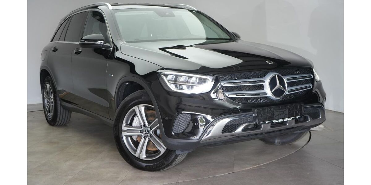 Mercedes-Benz GLC 300 90.000 km 30.990 &euro; Braunschweig 38110