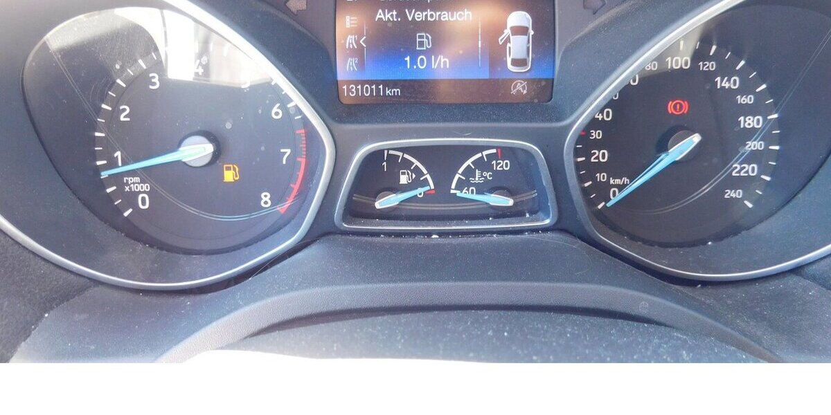 Ford C-Max 1.0 TSI 4 Trg Klima Navi Alu 131.000 km 6.990 &euro; Vordorf 38533
