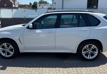 BMW X5 76.396 km 28.900 &euro; Salzgitter-Lebenstedt 38226