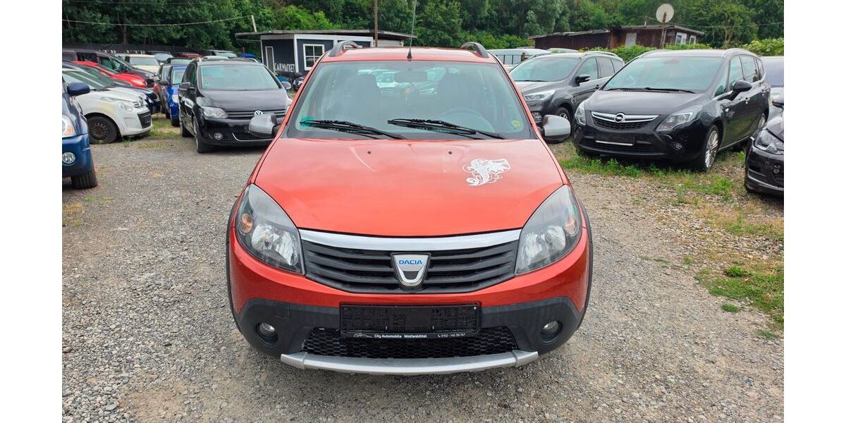 Dacia Sandero 96.146 km 2.390 &euro; Braunschweig 38120