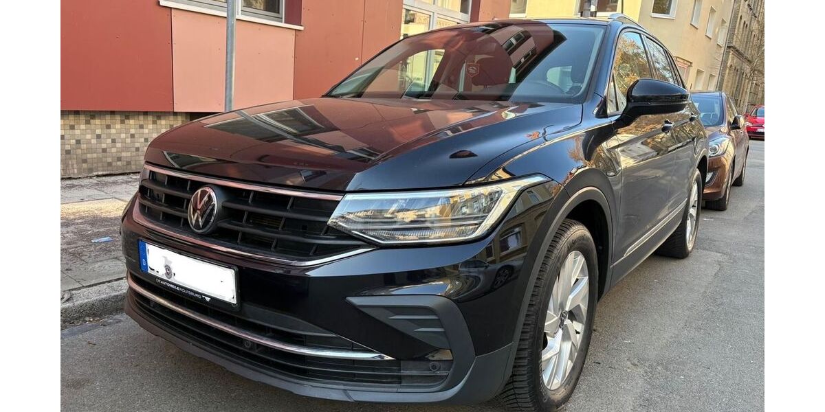 VW Tiguan 69.000 km 21.490 &euro; Salzgitter 38228