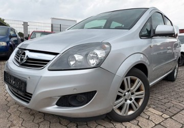 Opel Zafira 158.000 km 2.999 &euro; Hildesheim 31137