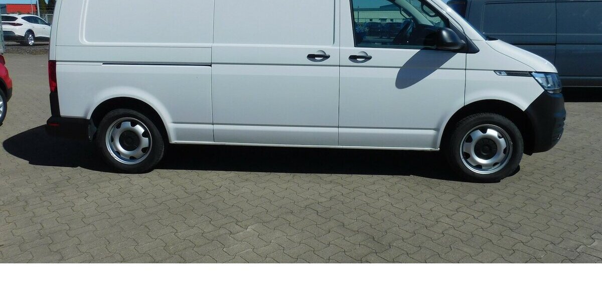 VW T6.1 Transporter 1 Abt e- Lang 4-Gang Klima 4.800 km 16.990 &euro; Vordorf 38533