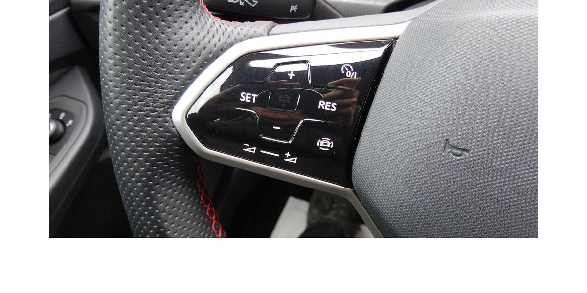 VW Golf GTI Golf 2.0 VIII TSI Performance 4Trg Navi 25.100 km 23.990 &euro; Vordorf 38533