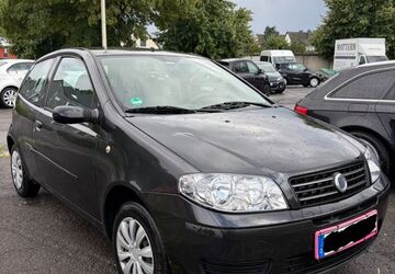 Fiat Punto 235.581 km 900 &euro; Hildesheim 31135