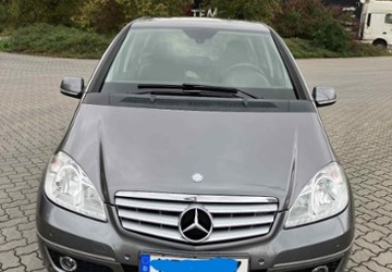 Mercedes-Benz A 180 45.000 km 8.999 &euro; floethe 38312