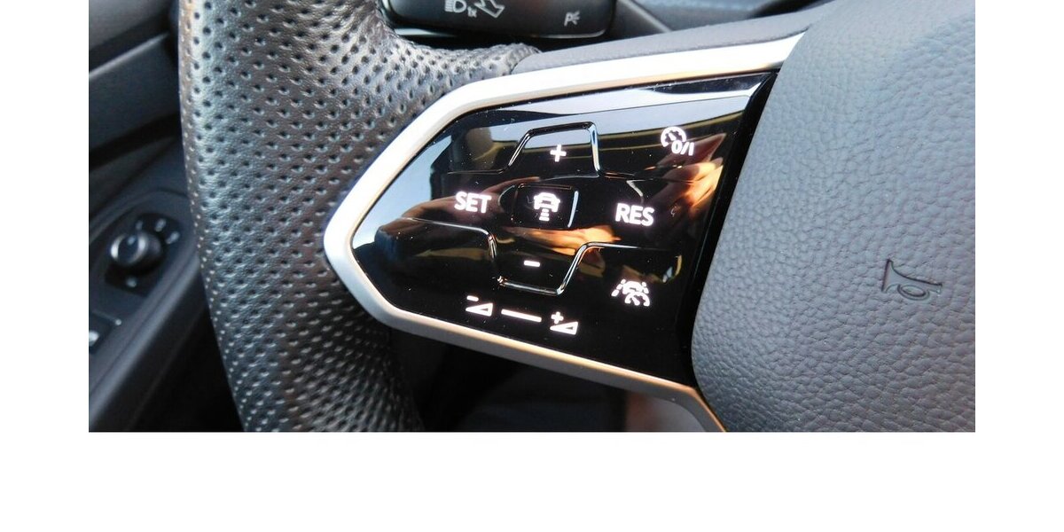 VW Golf 2.0 VIII GTI Performance TSI BMT 4 Trg Navi 38.200 km 23.990 &euro; Vordorf 38533