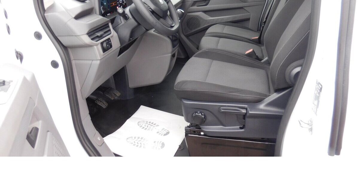 VW T7 Transporter 2.0 Lang TDI 3Sitze Navi Klima 39.100 km 28.990 &euro; Vordorf 38533