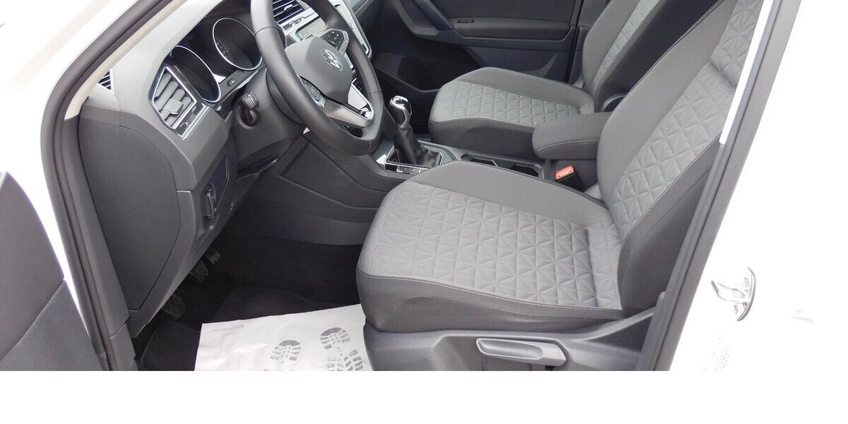 VW Tiguan 1.5 Life Klima TSI Navi 22.500 km 23.990 &euro; Vordorf 38533