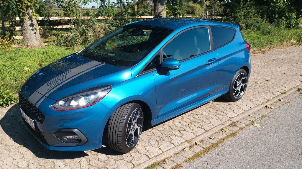 Ford Fiesta 16.000 km 17.999 &euro; Peine 31228
